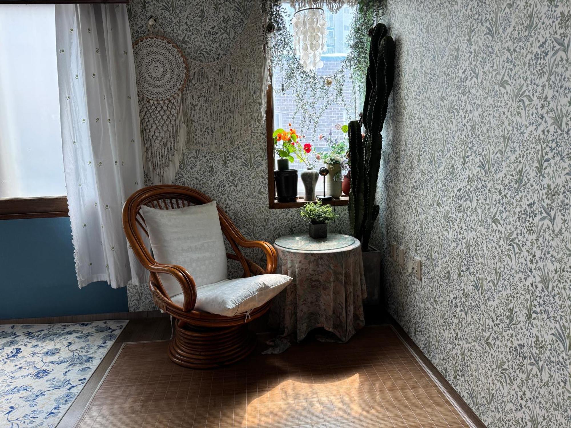 60s K-granny House Villa Seoul