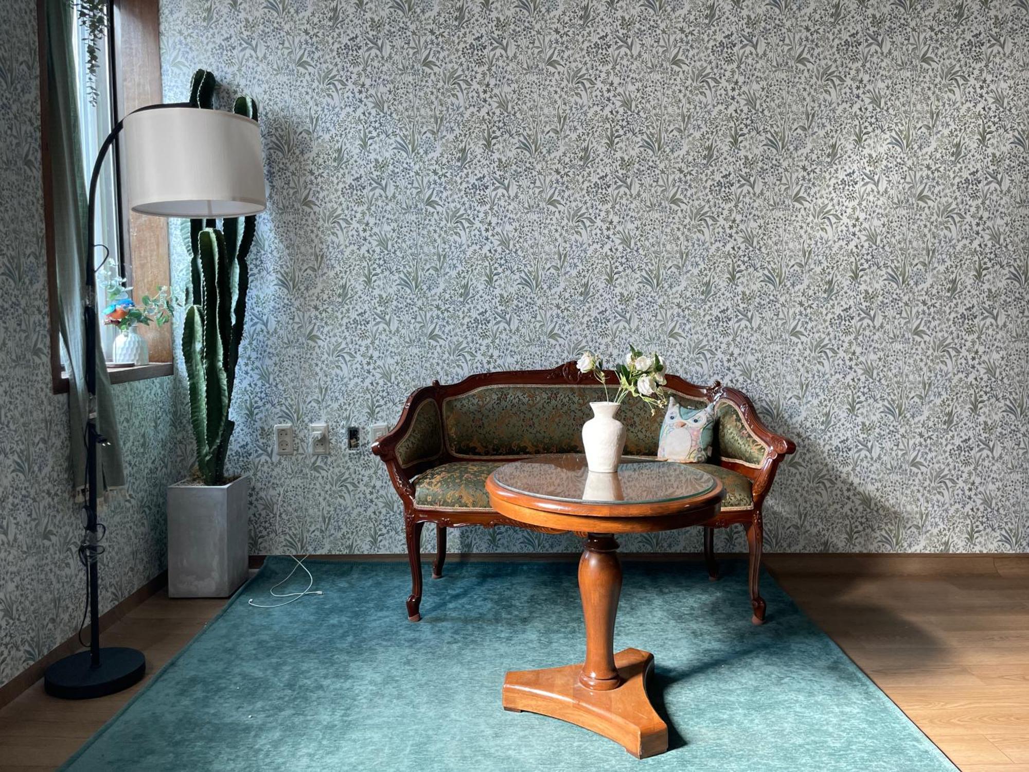 60s K-granny House Villa Seoul