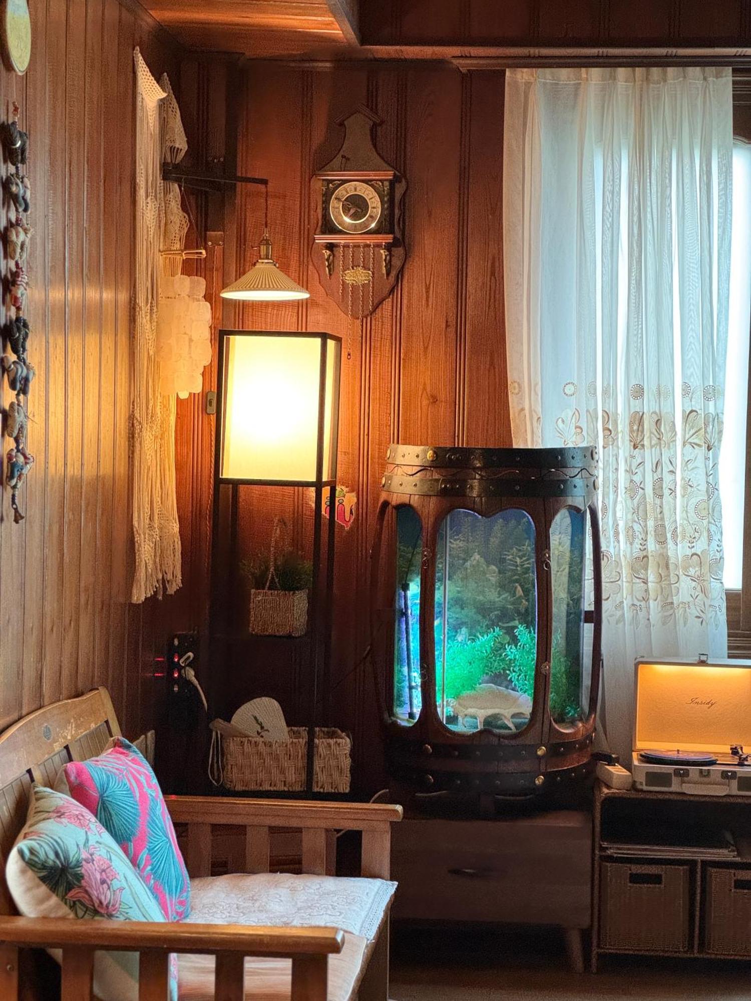 60s K-granny House Villa