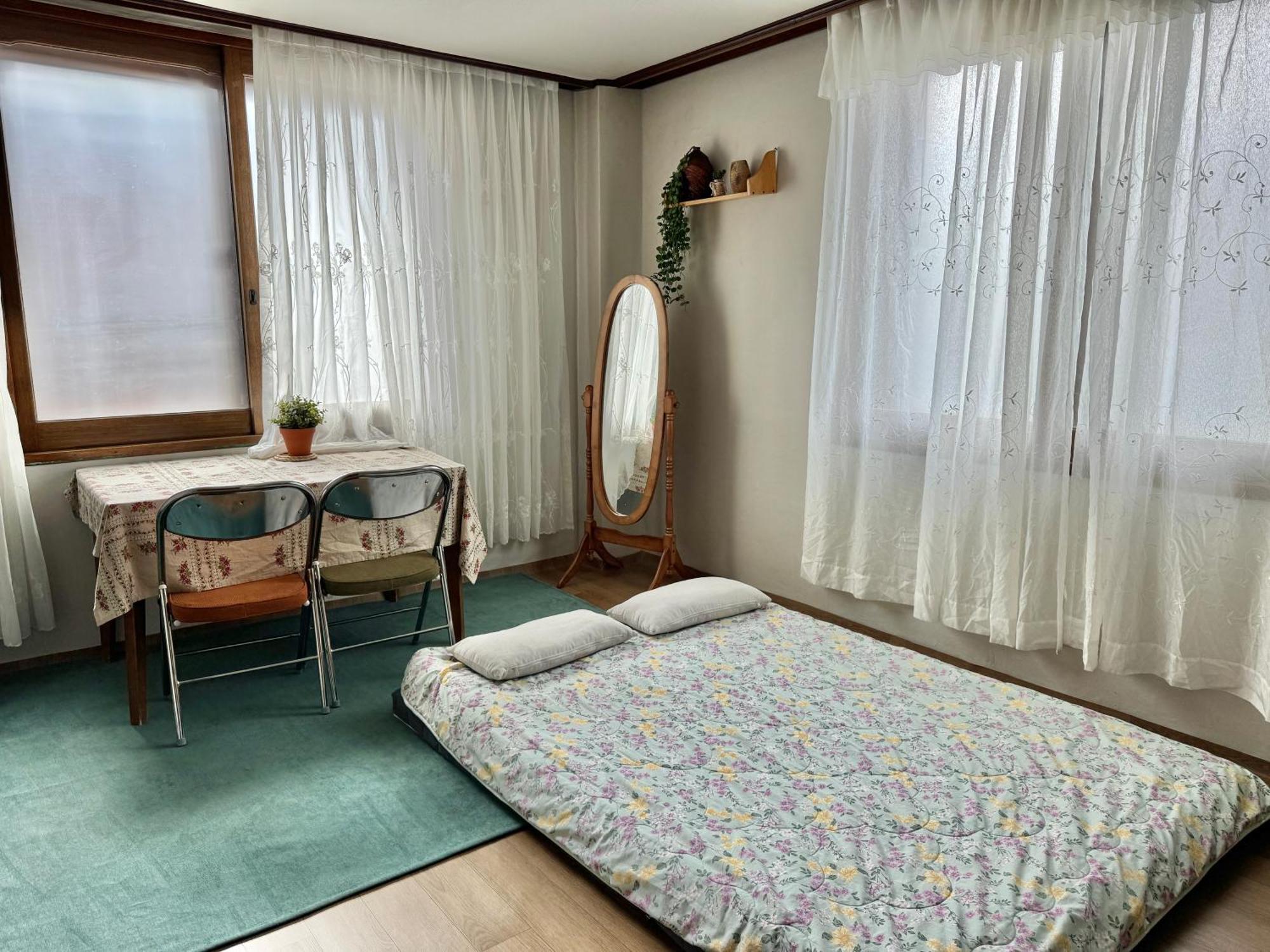 60s K-granny House Seoul